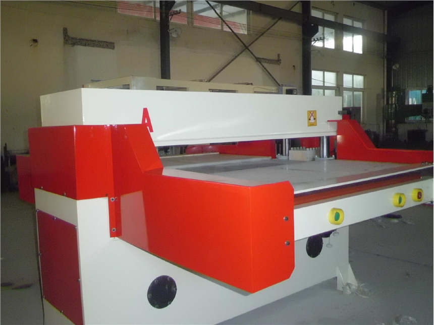 北京市高价回收不锈钢食品化工机械设备合力叉车